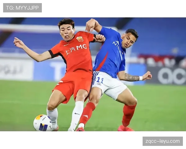 上海海港夺冠成中超悲哀？亚冠全败+强强对话仅2胜，三连冠难服众